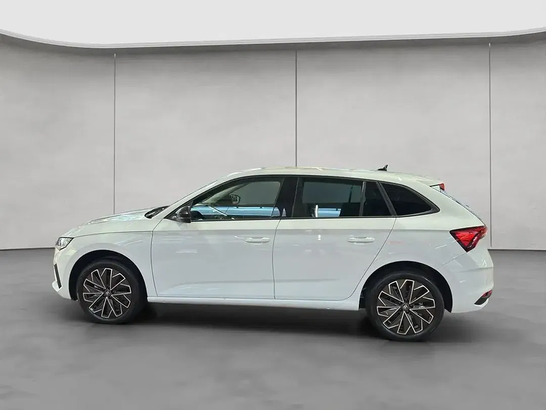 Skoda Scala - Thumbnail 2