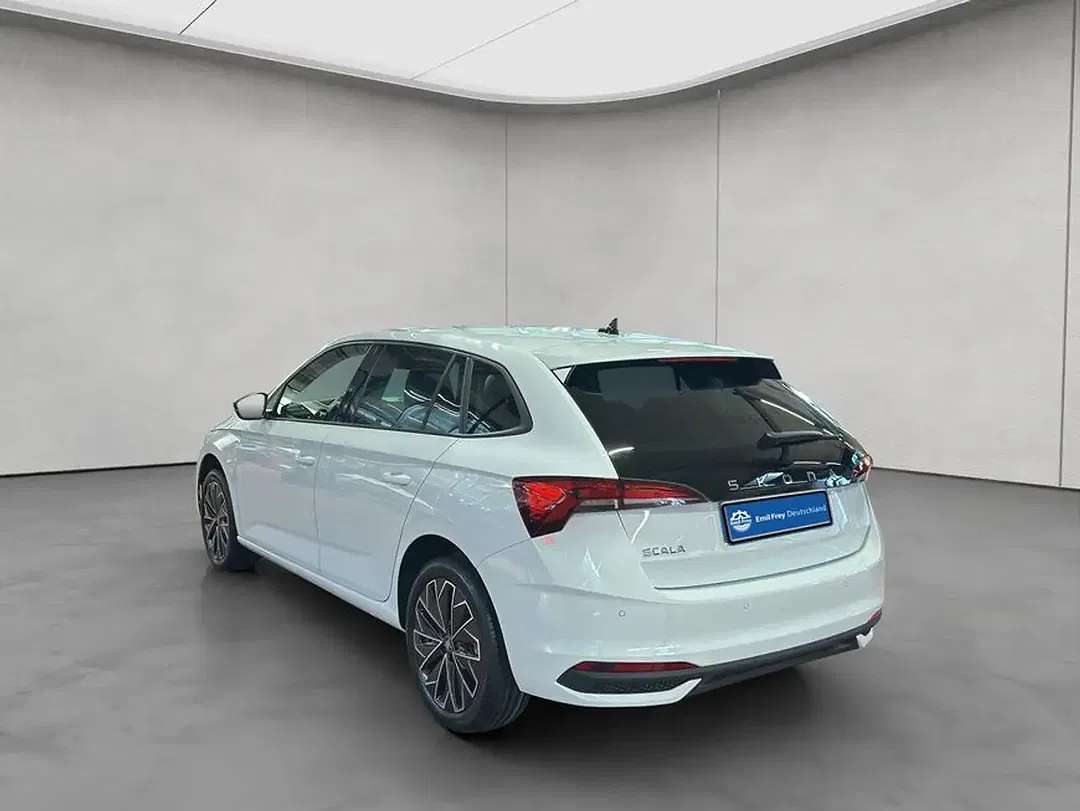 Skoda Scala - Thumbnail 3
