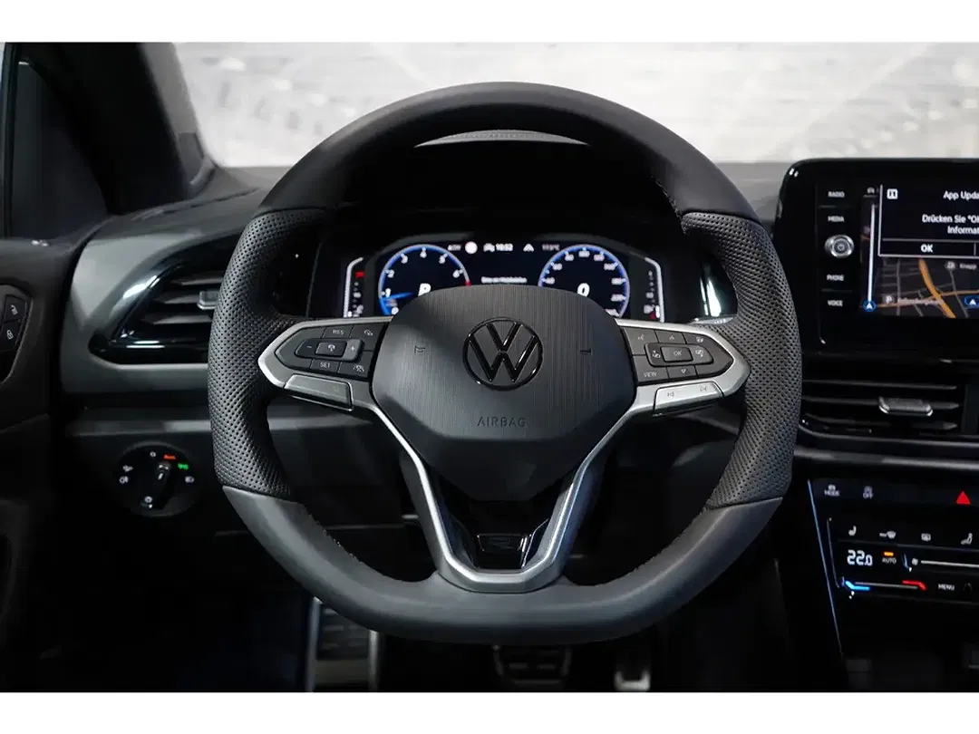 Volkswagen T-Roc - Thumbnail 11