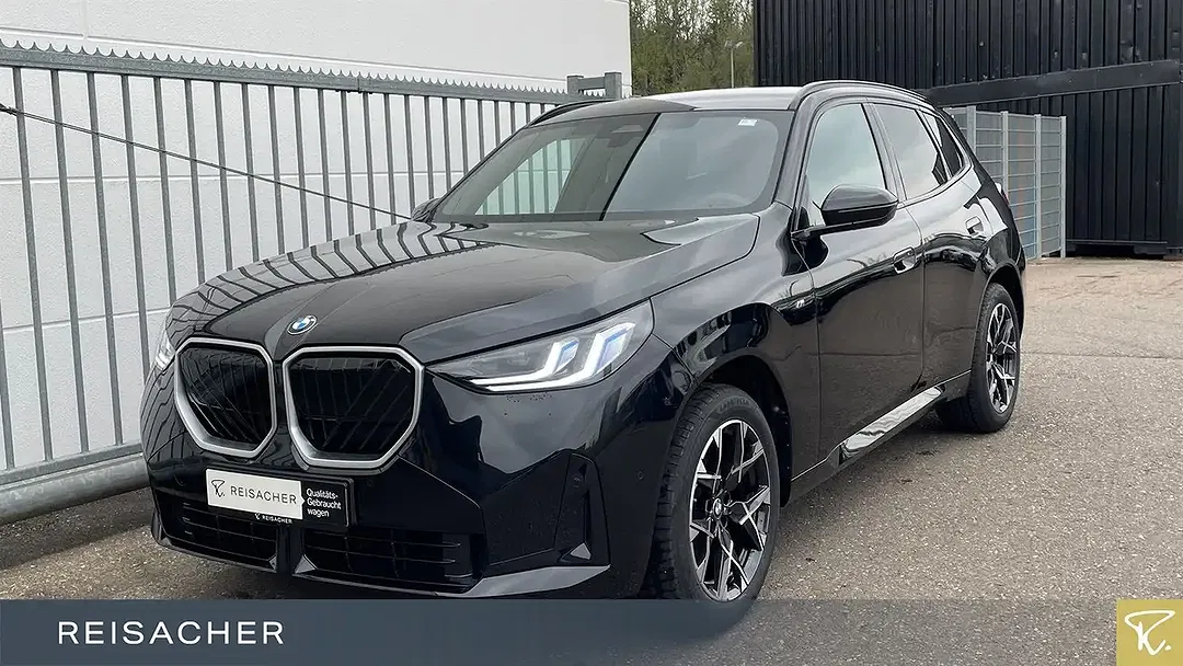 BMW X3 - Thumbnail 1