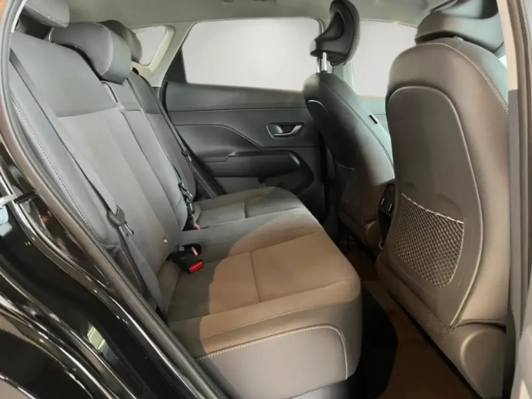 Hyundai KONA - Thumbnail 12