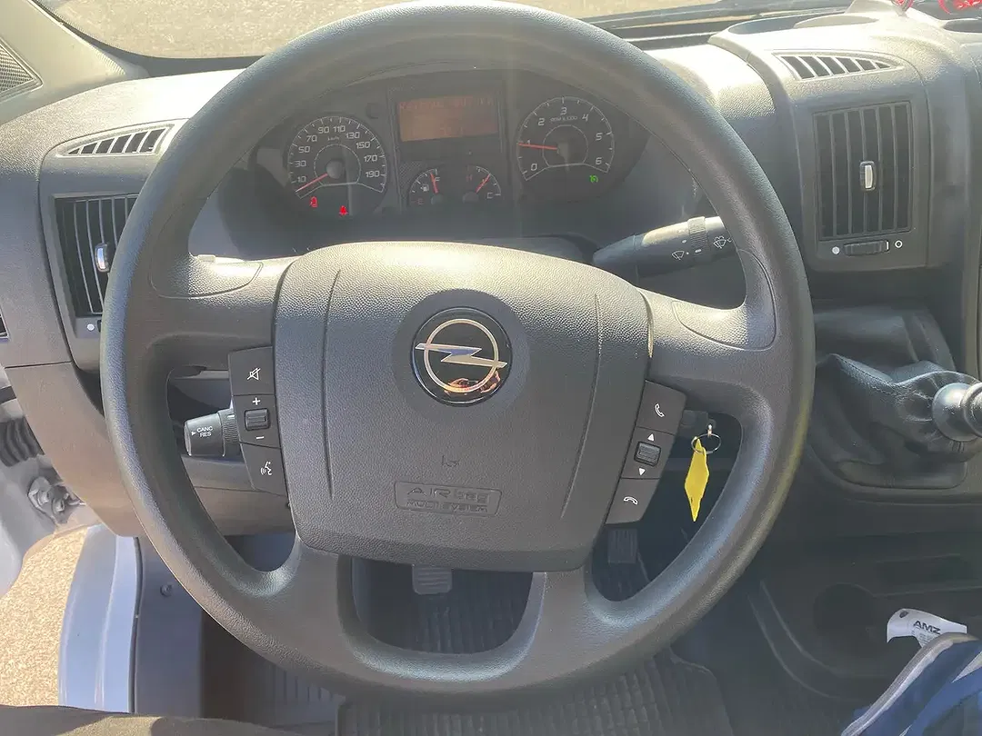 Opel Movano - Thumbnail 6