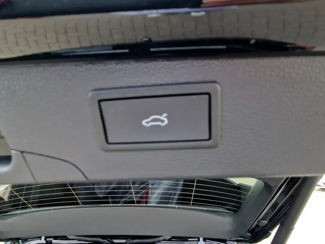 Skoda Superb - Thumbnail 13