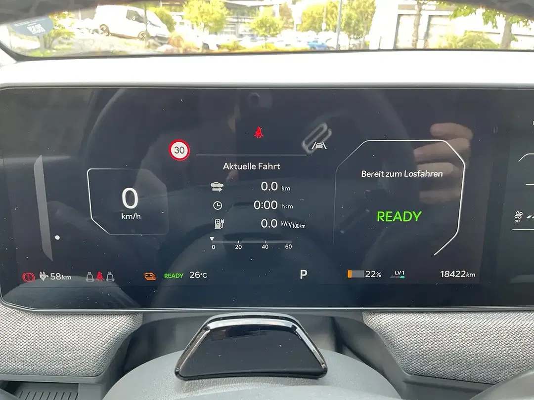 Kia EV3 - Thumbnail 15