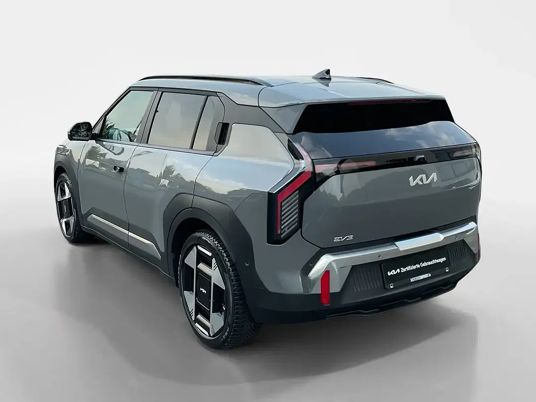 Kia EV3 - Thumbnail 3