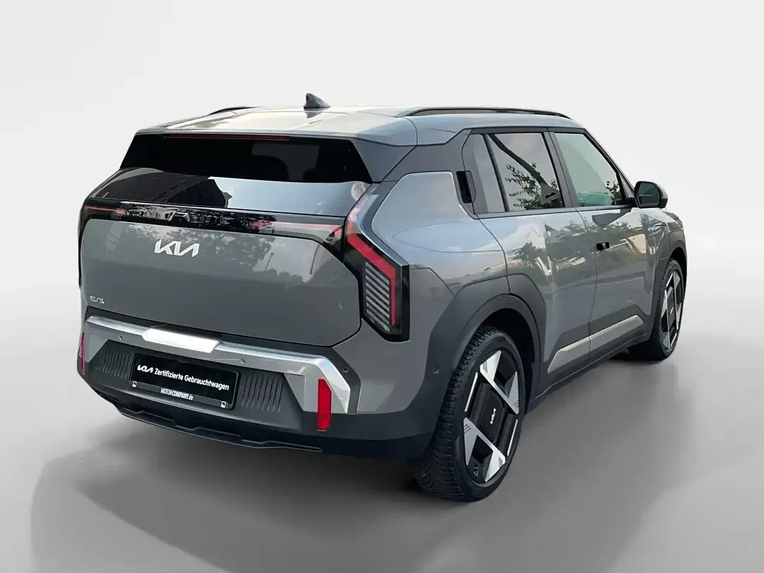 Kia EV3 - Thumbnail 4