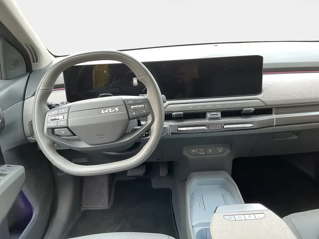 Kia EV3 - Thumbnail 8