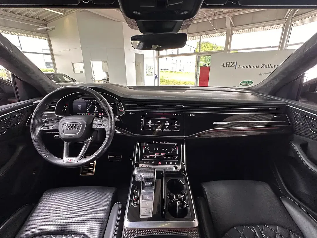 Audi SQ8 - Thumbnail 9
