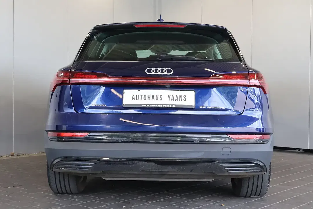 Audi e-tron - Thumbnail 14