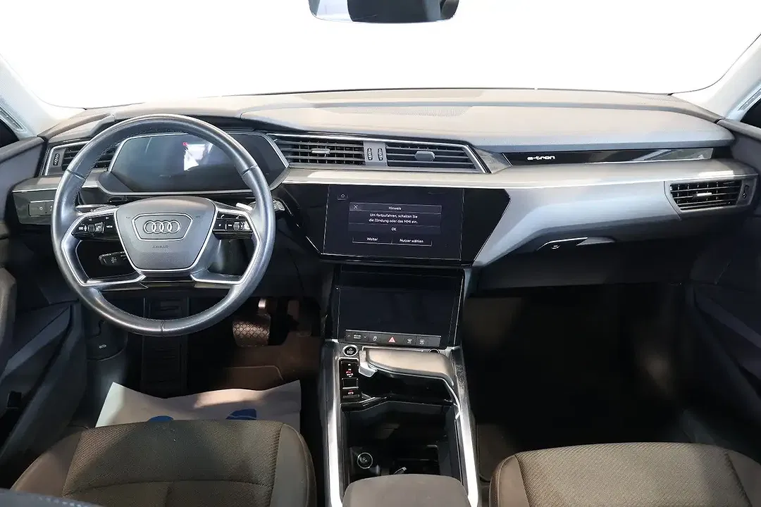 Audi e-tron - Thumbnail 4