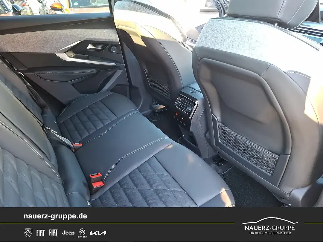 Peugeot 3008 - Thumbnail 7