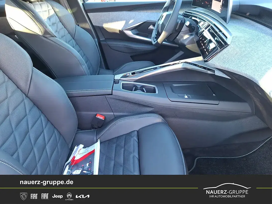 Peugeot 3008 - Thumbnail 8