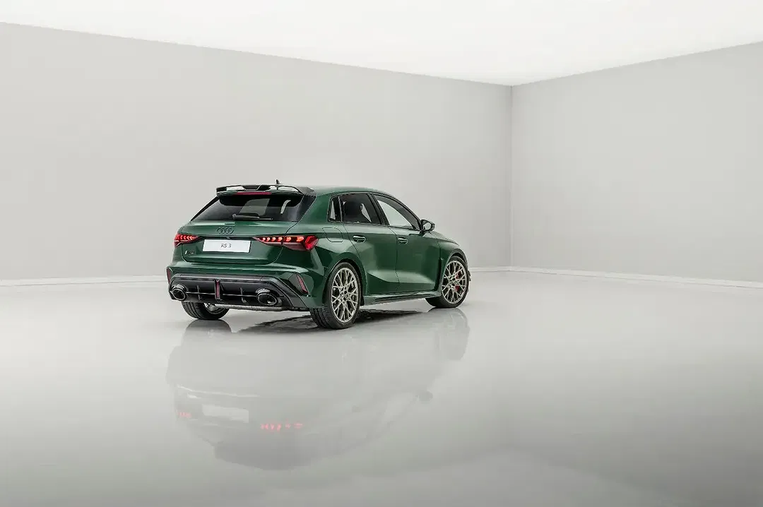 Audi RS3 - Thumbnail 3