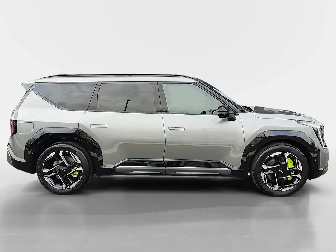 Kia EV9 - Thumbnail 6