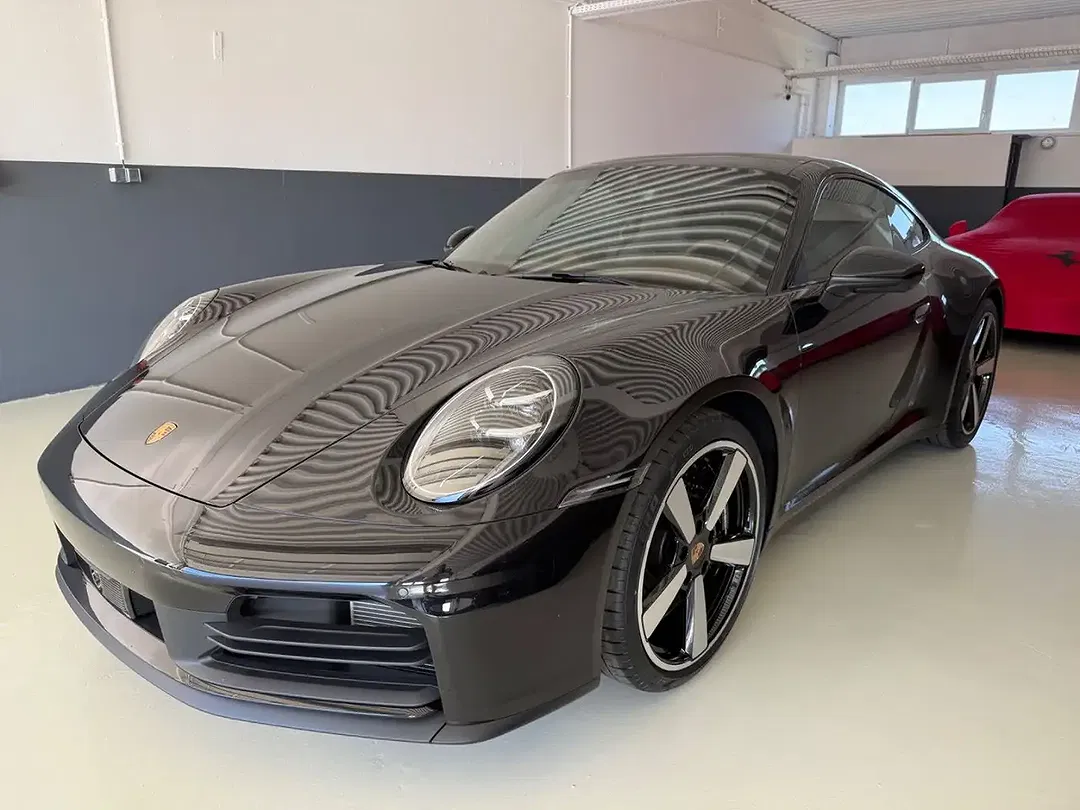 Porsche 992 - Thumbnail 5