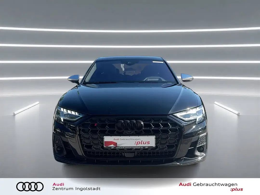 Audi S8 - Thumbnail 2