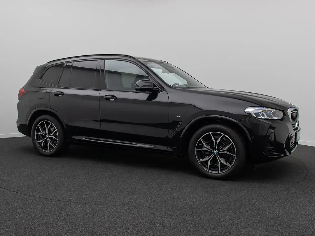 BMW X3 - Thumbnail 4