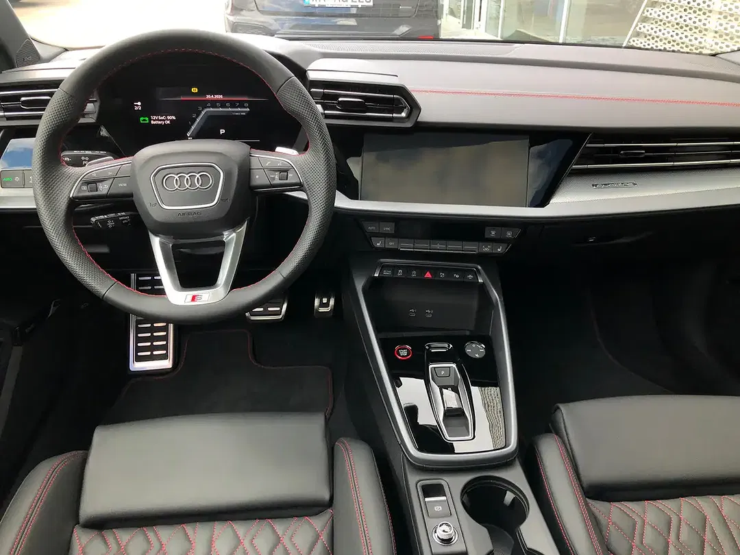 Audi S3 - Thumbnail 5