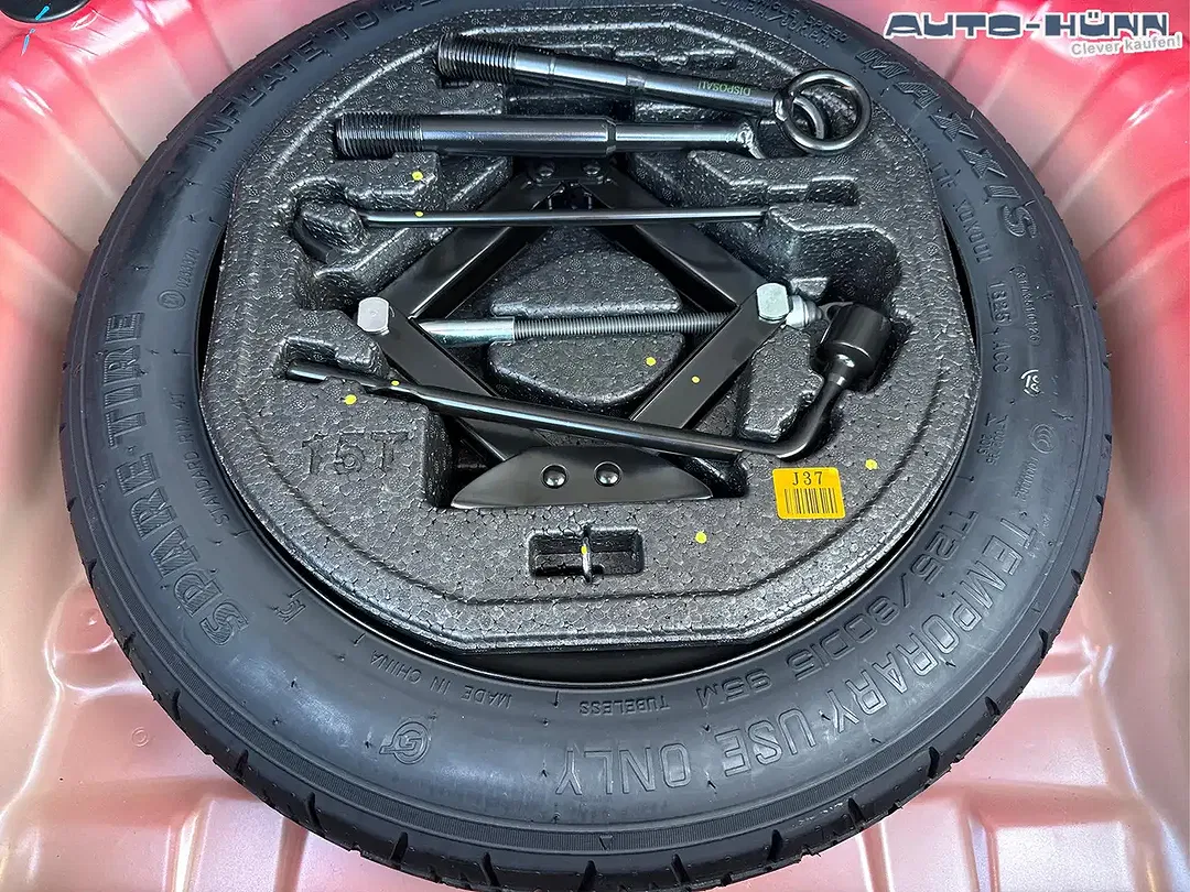 Kia Stonic - Thumbnail 11