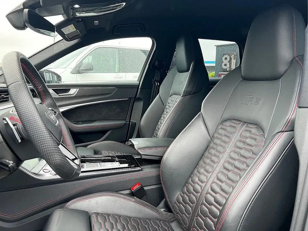 Audi RS6 - Thumbnail 4