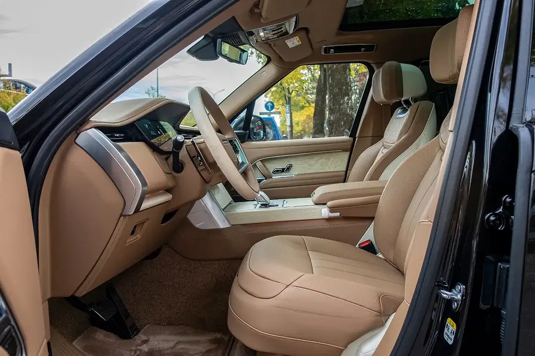 Land Rover Range Rover - Thumbnail 10
