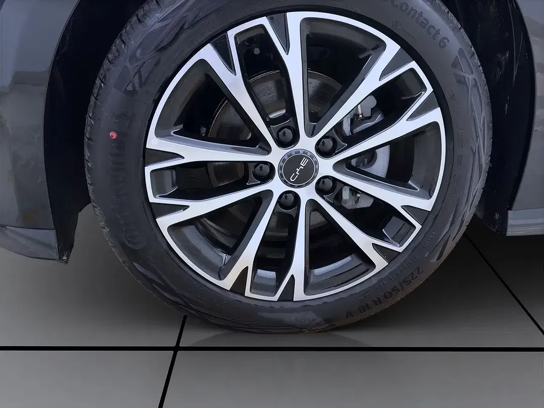 BYD Seal - Thumbnail 8