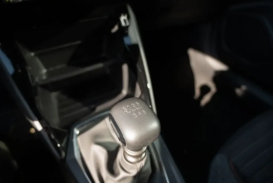Peugeot 2008 - Thumbnail 8