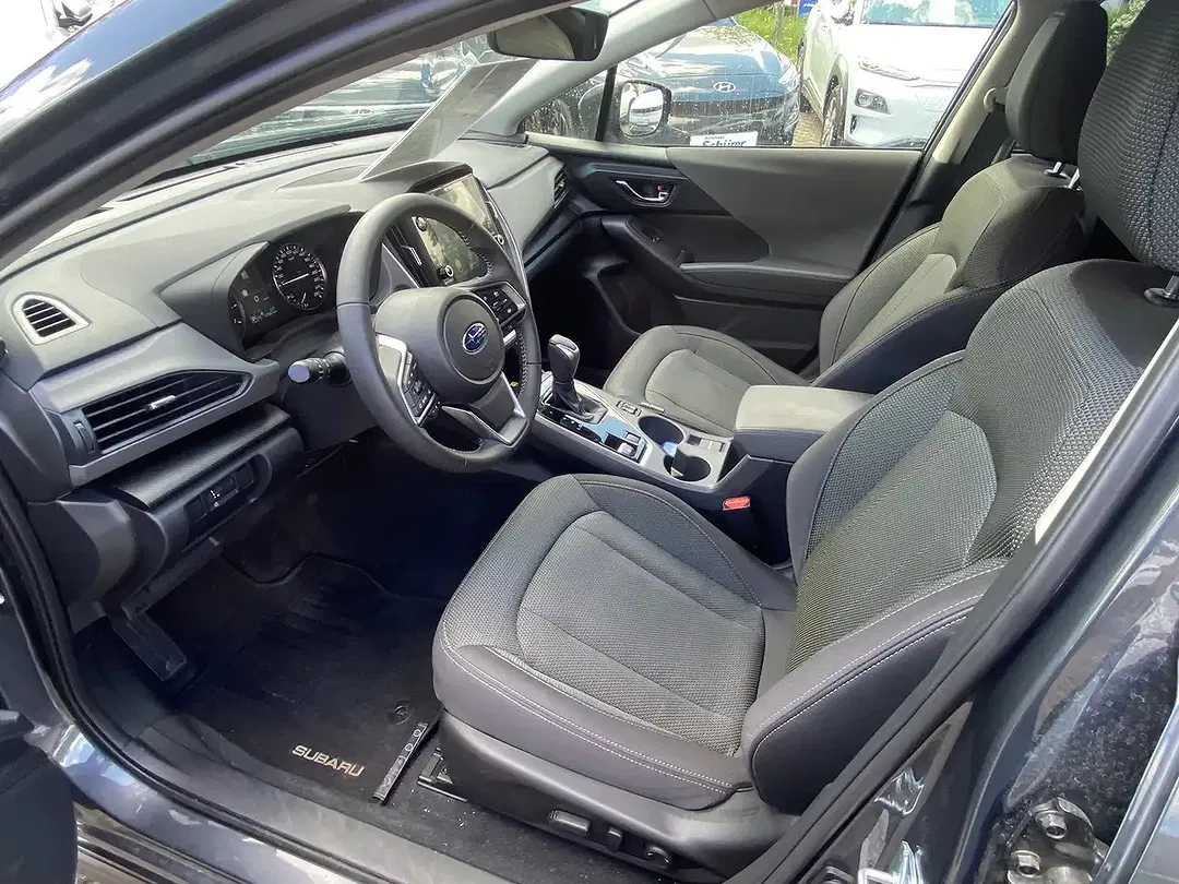 Subaru Crosstrek - Thumbnail 4