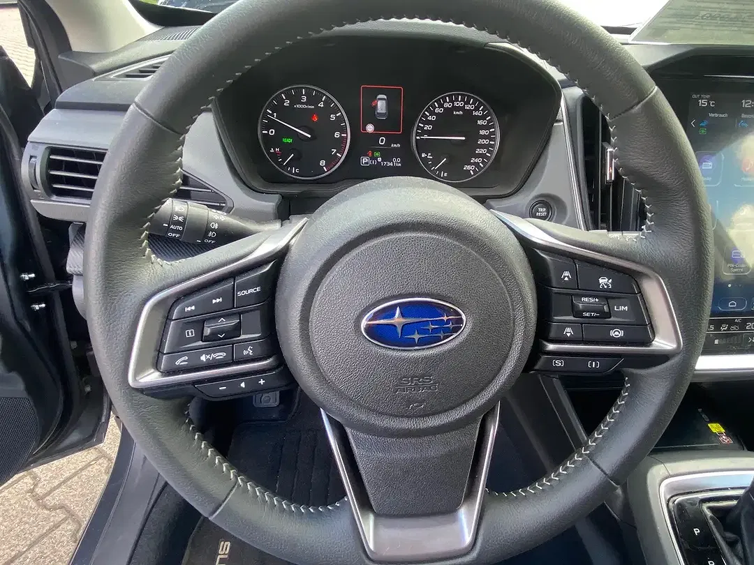 Subaru Crosstrek - Thumbnail 6