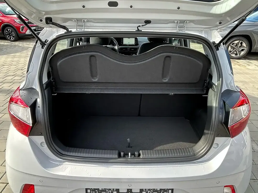 Hyundai i10 - Thumbnail 6