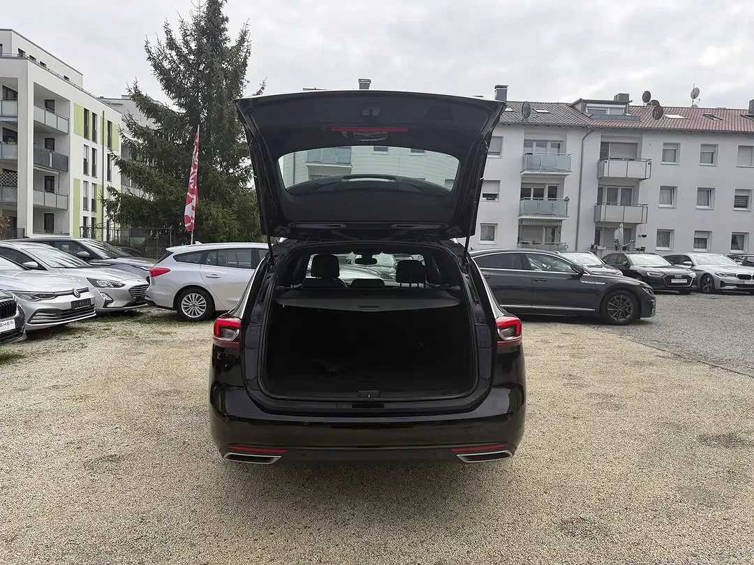 Opel Insignia - Thumbnail 10