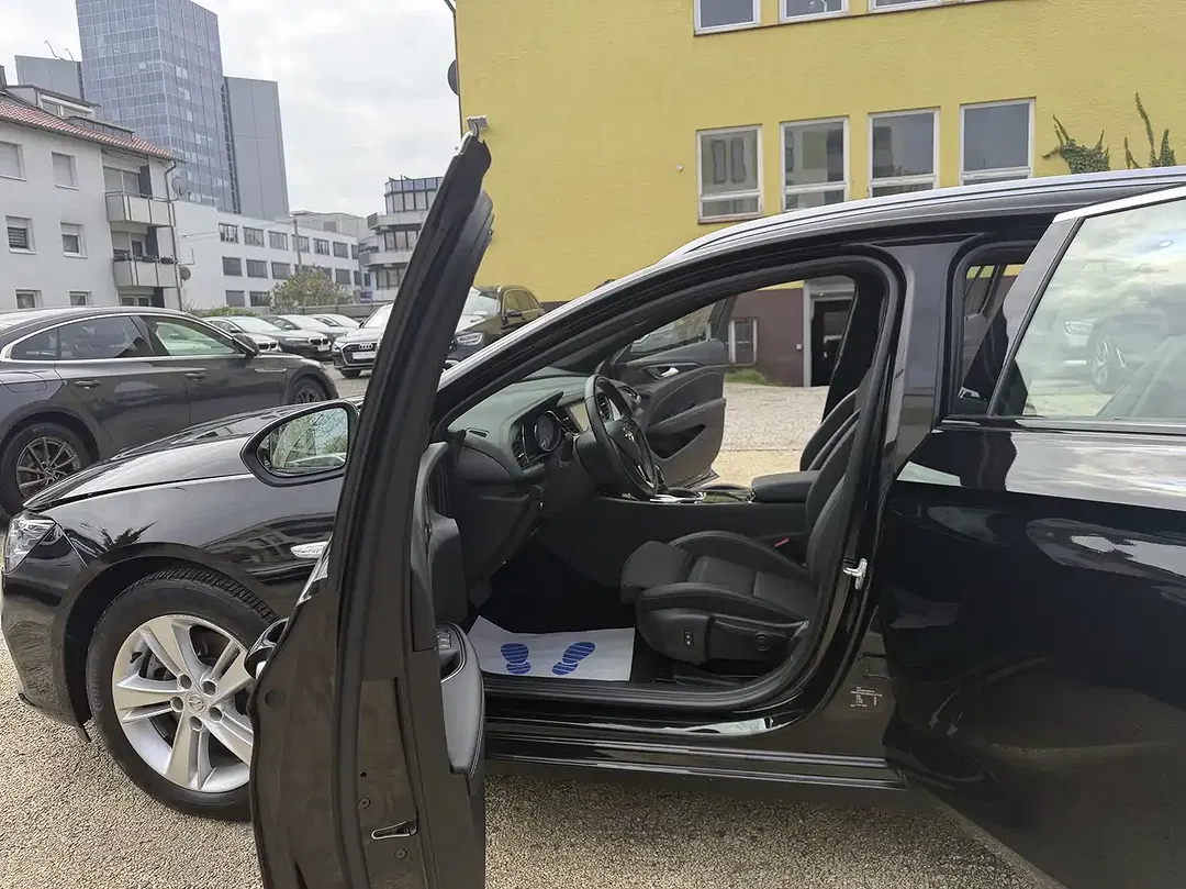 Opel Insignia - Thumbnail 11