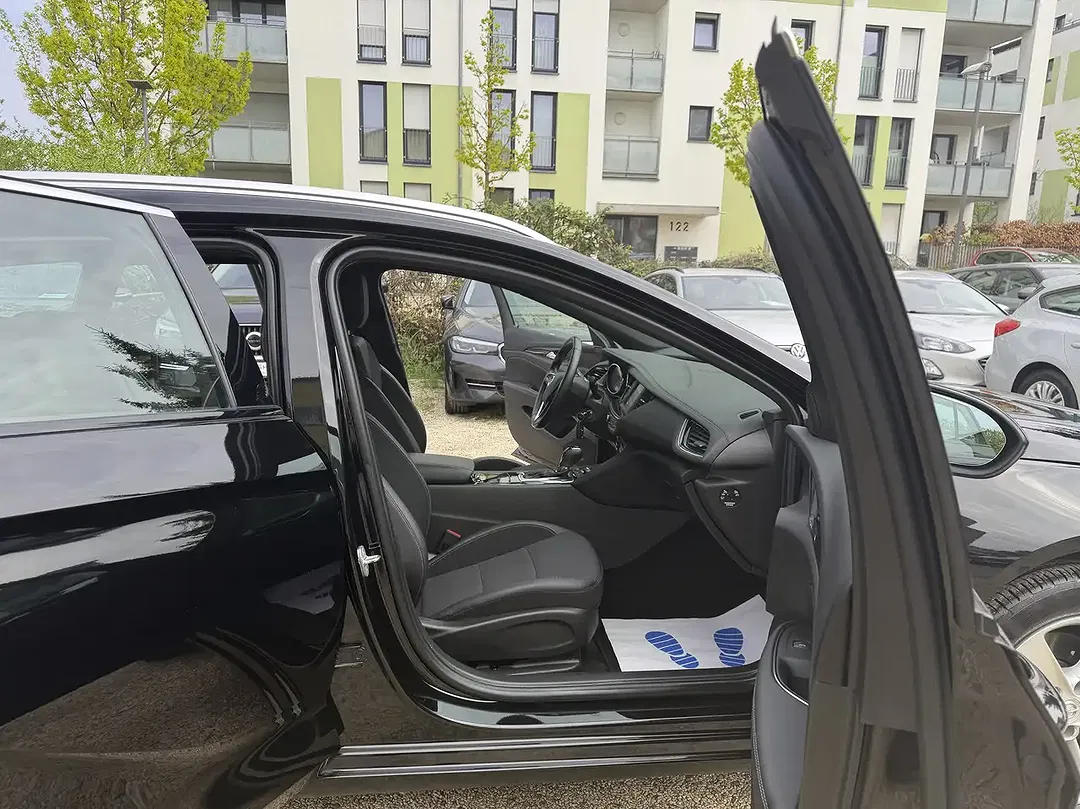 Opel Insignia - Thumbnail 12
