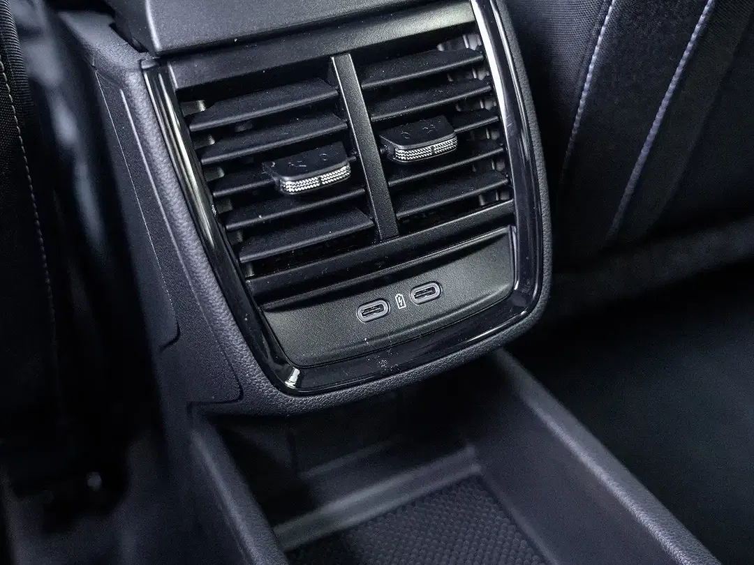 Skoda Kamiq - Thumbnail 9