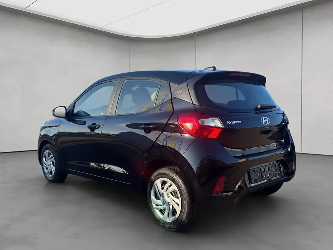 Hyundai i10 - Thumbnail 3