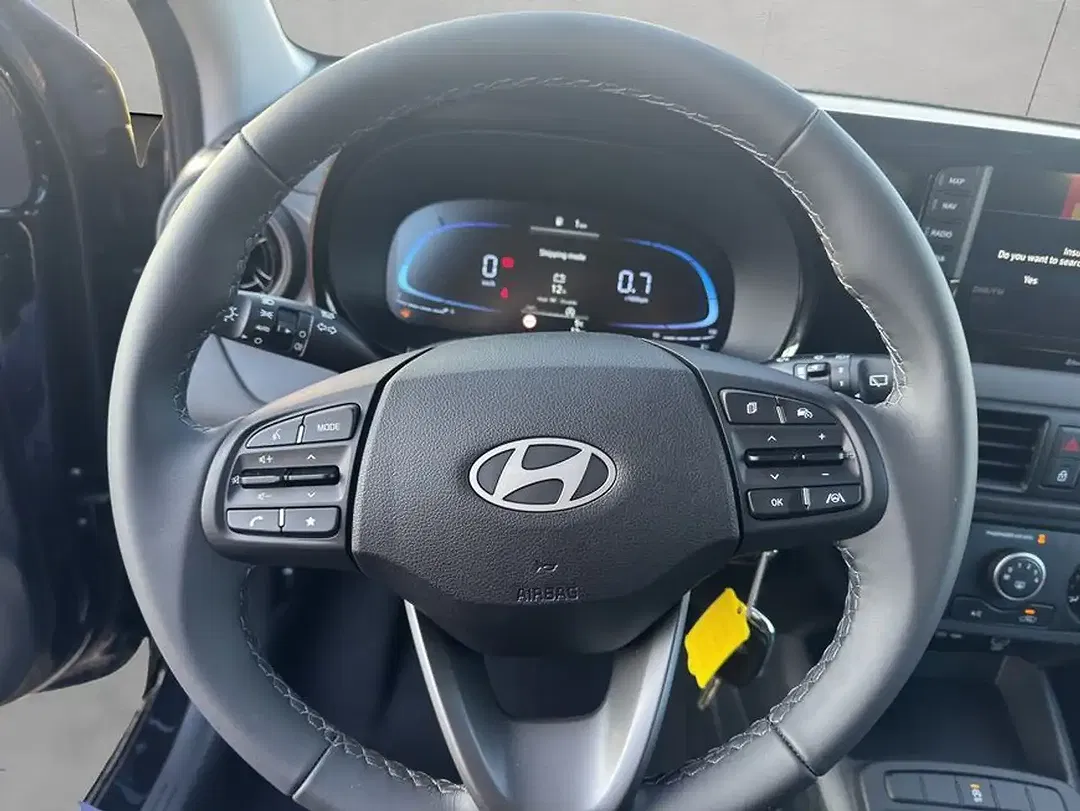 Hyundai i10 - Thumbnail 8