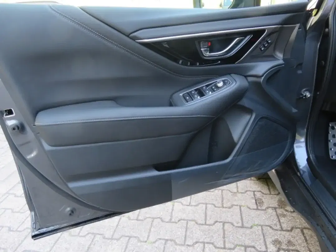 Subaru OUTBACK - Thumbnail 14