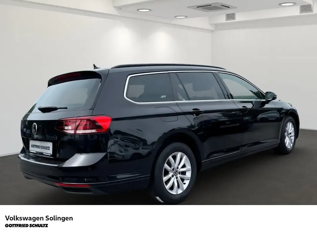 Volkswagen Passat Variant - Thumbnail 2