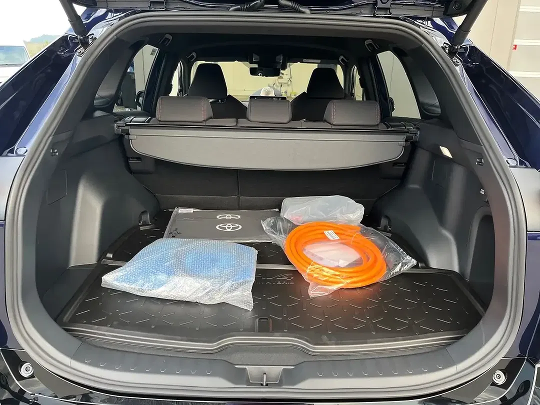 Toyota RAV 4 - Thumbnail 12