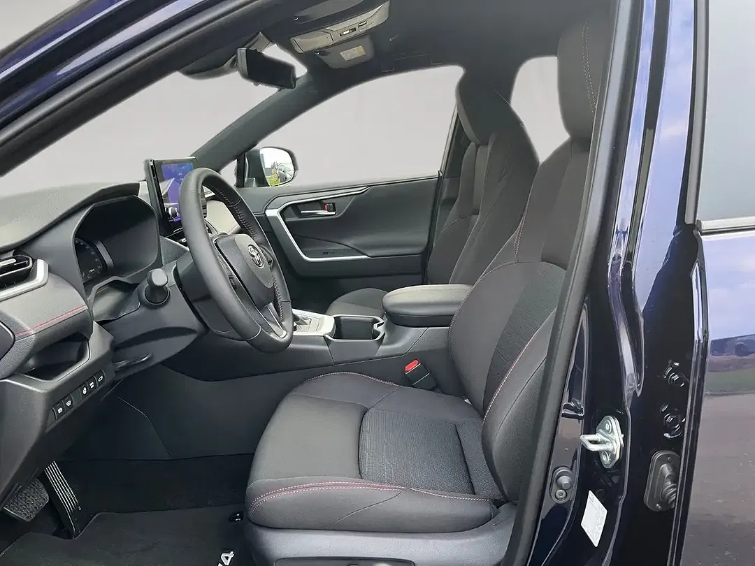 Toyota RAV 4 - Thumbnail 7