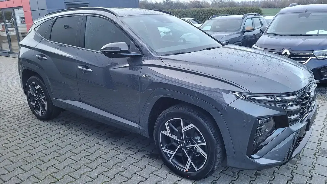 Hyundai TUCSON - Thumbnail 3
