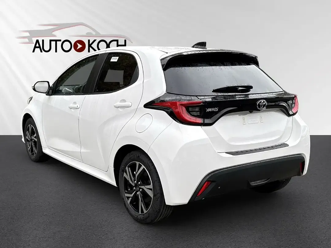 Toyota Yaris - Thumbnail 4