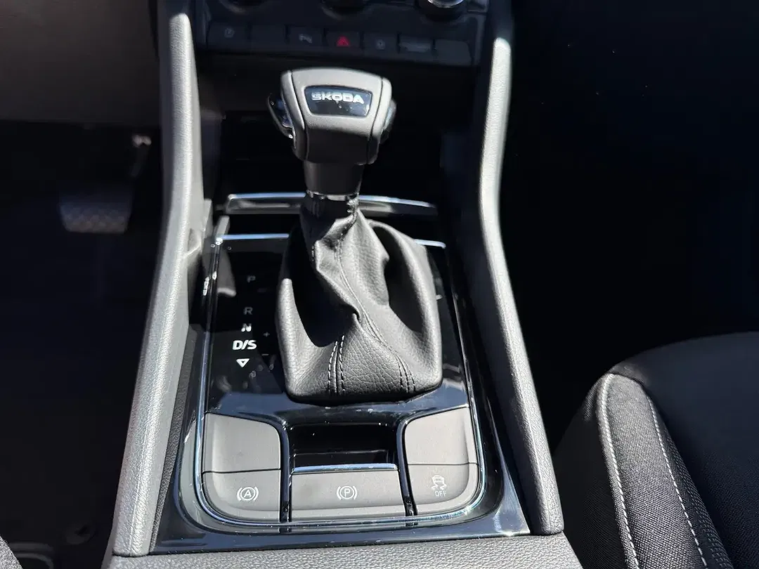 Skoda Karoq - Thumbnail 9