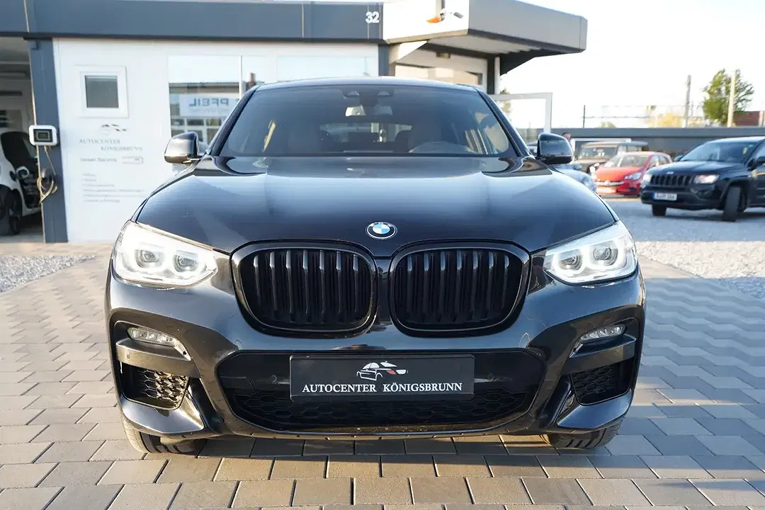BMW X4 - Thumbnail 2