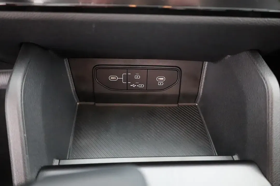 Kia Sportage - Thumbnail 13