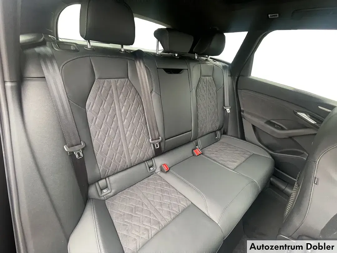 Audi Q6 e-tron - Thumbnail 10
