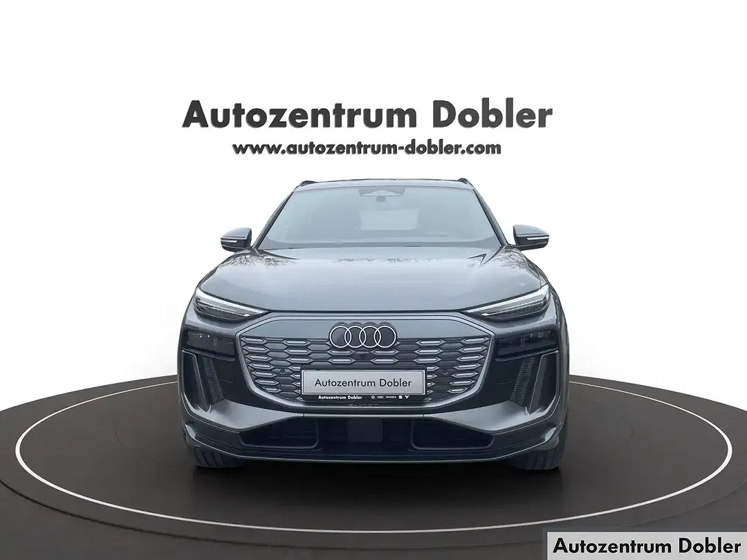 Audi Q6 e-tron - Thumbnail 2