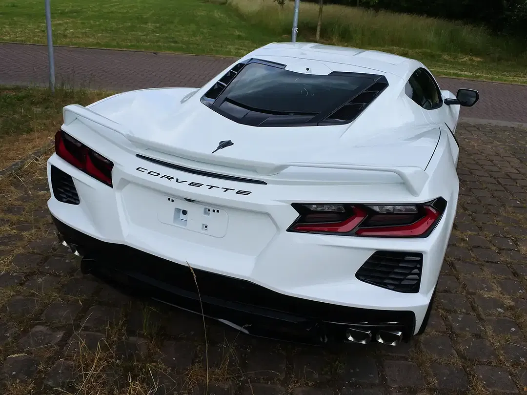 Corvette C8 - Thumbnail 12