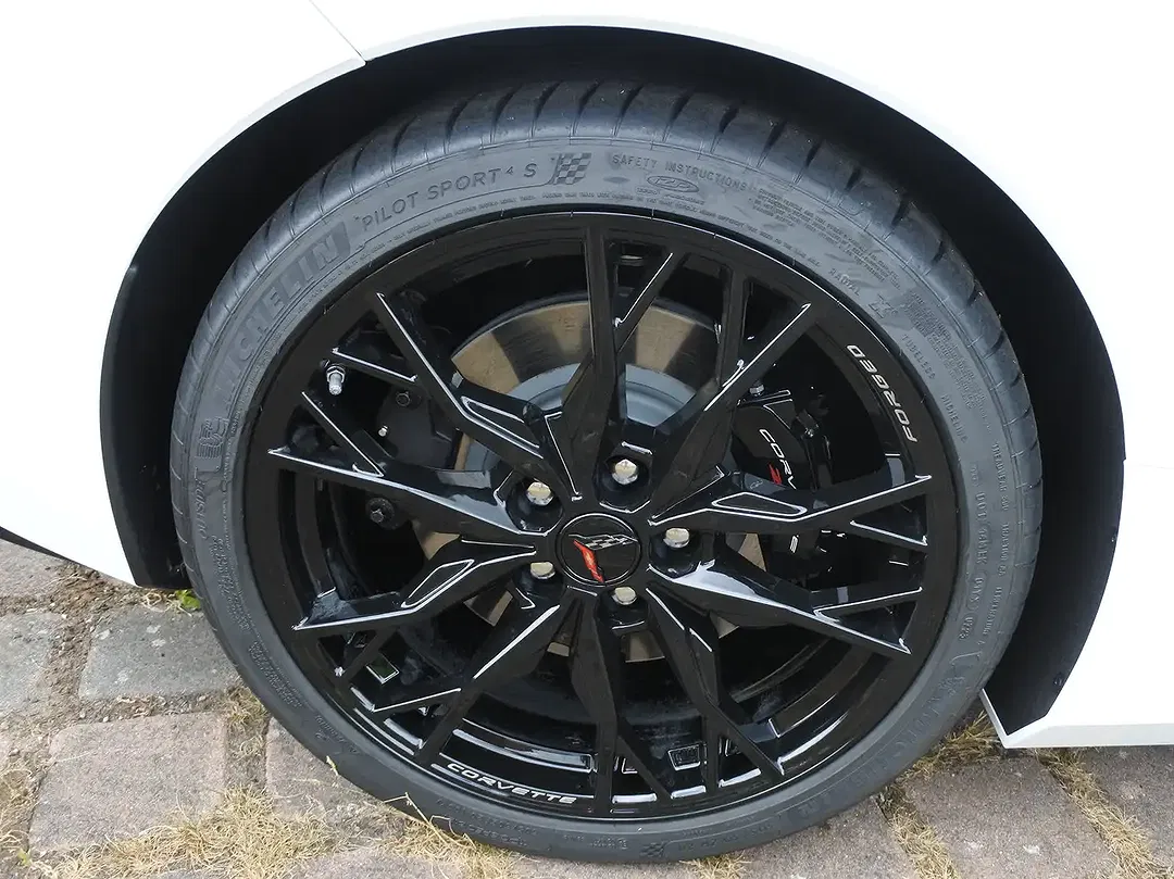 Corvette C8 - Thumbnail 9