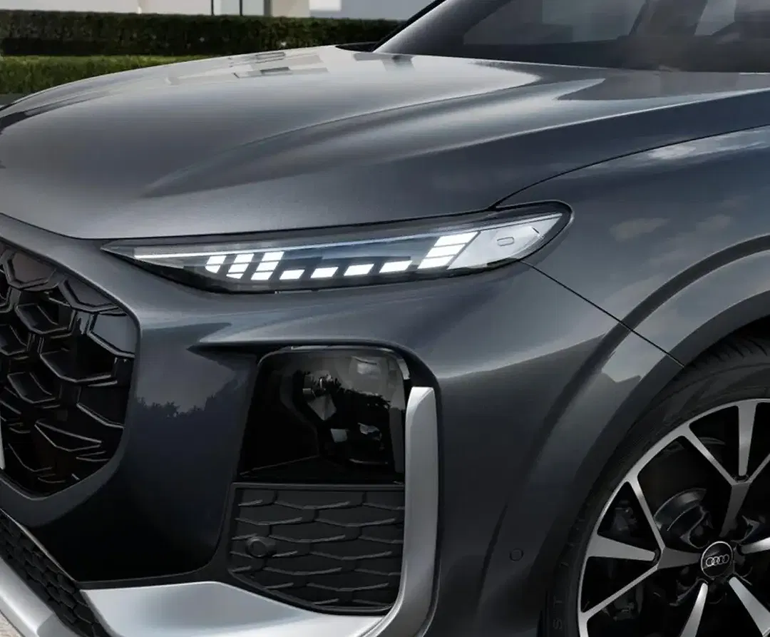 Audi Q3 - Thumbnail 9